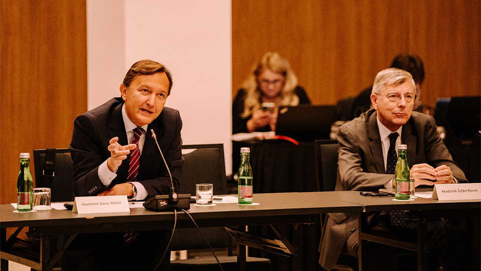 Od nasljednog oblika povišenog kolesterola u Hrvatskoj boluje oko  16 000 – 20 000 ljudi, od čega je prepoznato svega jedan posto njih